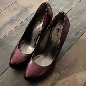 Carlos Santana Ruby Red heels Size 9